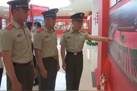 团长是转业好，还是逐月领取退役金好？图片