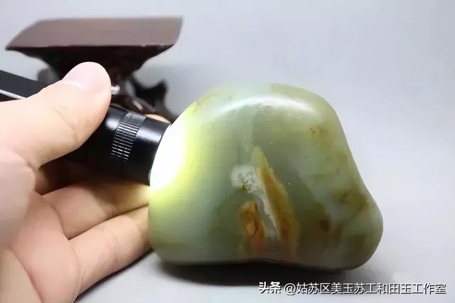 如何从结构上辨别和田玉的产地？