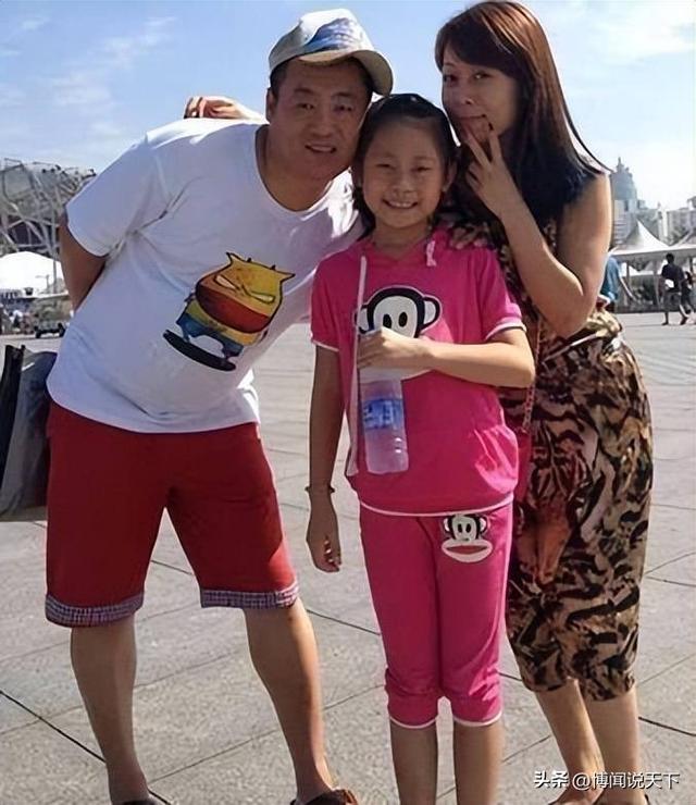 赵本山没想到，爱徒宋晓峰因为女儿闺蜜的爆料	，体面被撕得粉碎！