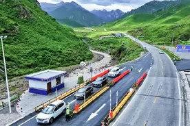 【生态旅游警务】用法治力量守护绿水青山图片