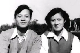 不堪回首：洪君彦回忆录中述说他与章含之所经历的往事图片