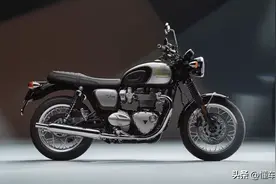 新车｜11.89万起，凯旋新BONNEVILLE T120上市，竞争宝马“拿铁”图片