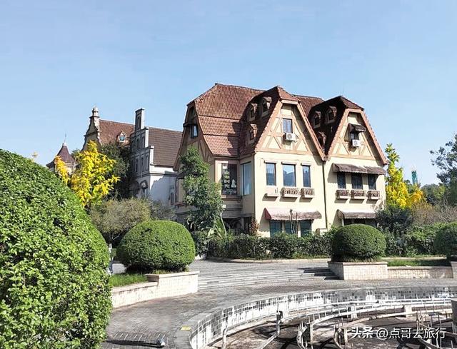 成都超级低调奢华的公园，色彩斑斓，被严重低估，公交车直达！