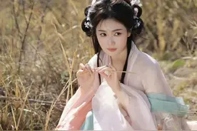 💕白鹿进组了 白月梵星 白烁图片