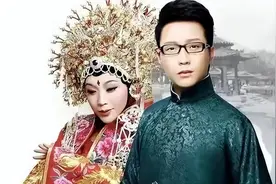 《新贵妃醉酒》：李玉刚和梅葆玖的恩怨，新京剧和旧式京剧的碰撞图片