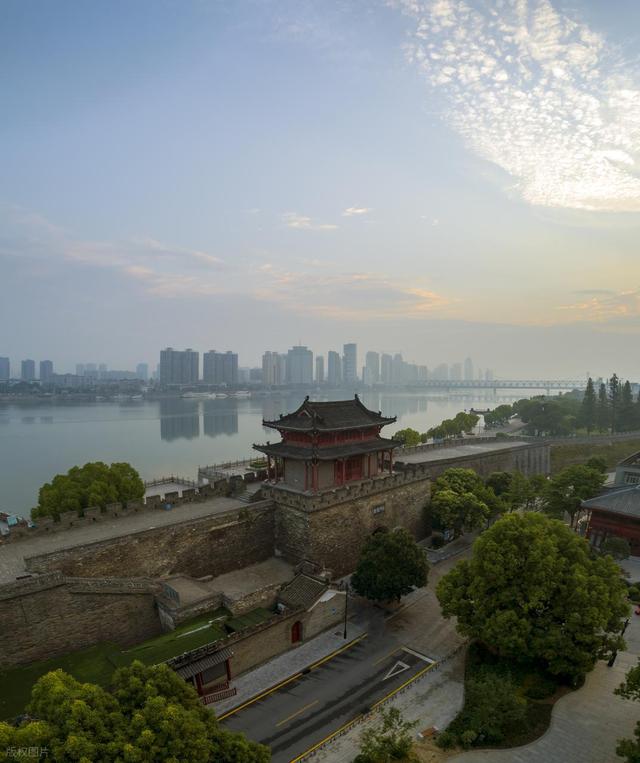 去过的人都说走早了！这6座高铁直达的小城，才是清明踏青天花板