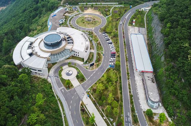 2025夏季西部行02 天空之桥观光服务区