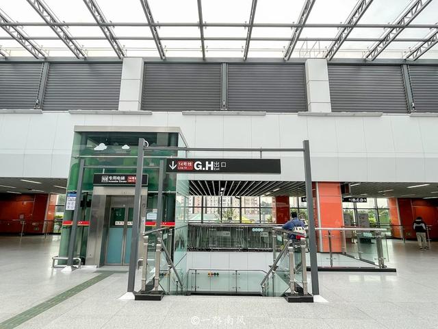 嘉禾望岗，广州的精神地标，既有分别，也有相聚