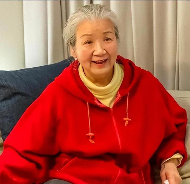 《上海一家人》主演今何在？巧珍仍在演戏，黑皮做编剧，她刚去世