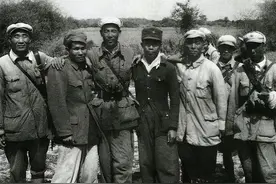 冯白驹让海南23年红旗不倒，为何没授衔？并非转地方工作这么简单图片