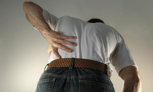 还经常“做俯卧撑”运动的老人，除了有利肌肉，或会带来这6好处