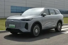 奇瑞请告诉我：瑶光CDM和风云T9怎么选图片