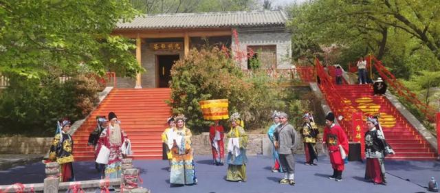 明天！就在白鹭湾！