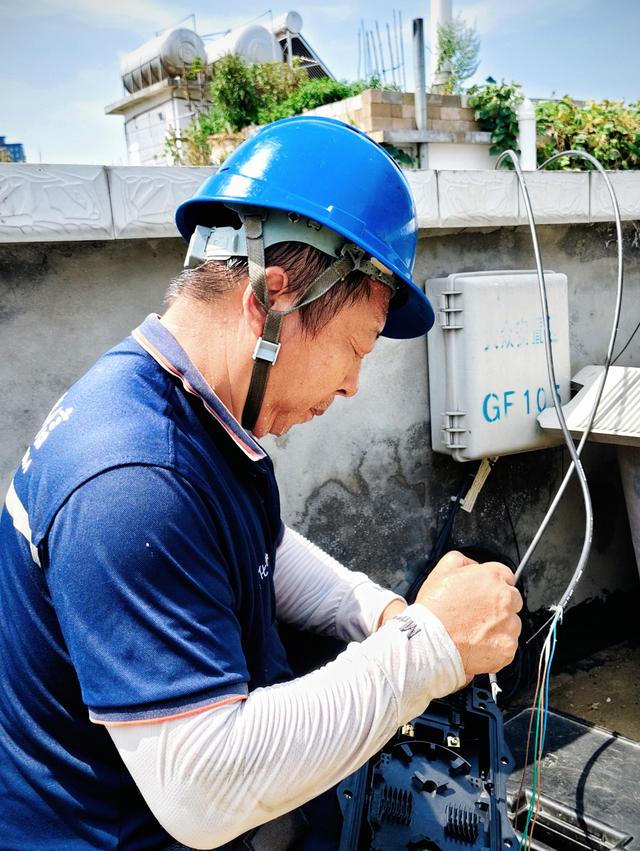 战高温，“翼”起守护！中国电信岳阳分公司通信网络服务“不掉线”