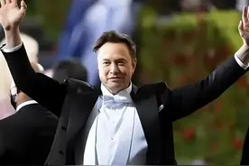 朱晓彤：特斯拉的“太子爷”——一位逆袭传奇的崛起之路图片