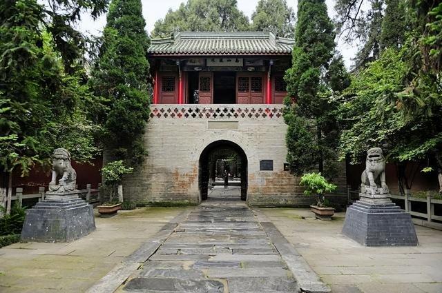 秋风羽扇孤臣泪——祭拜汉中武侯祠！