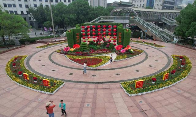 合肥街头“变装”发现了没？国庆假期一起逛花境吧！