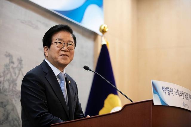不来九三阅兵，李在明在美遇冷，好在出发前，他在中国留了一手