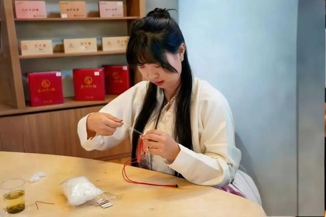 汉台：老建筑“浪漫转身” 速成文旅新地标