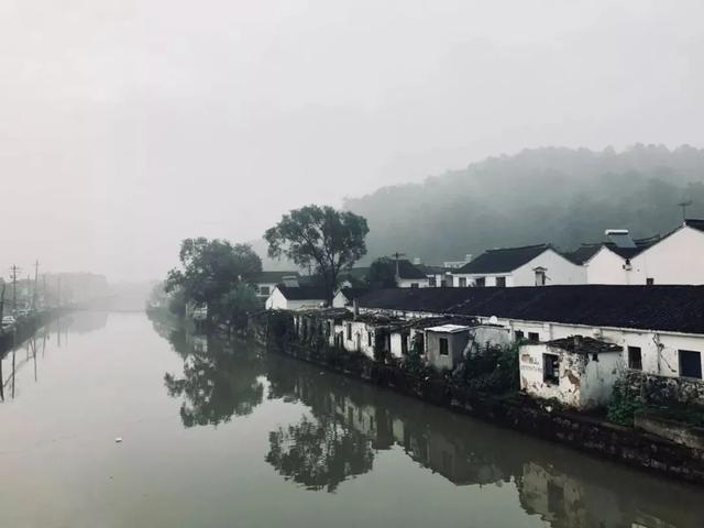 宜兴往事：《蜀山南街一瞬》（作者 黑陶）