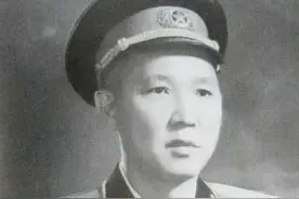 指挥铁原阻击战挽救了志愿军，63军军长傅崇碧为何只是少将军衔？图片