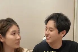 32岁山东网红金爱罗，与韩国高富帅结婚5年，如今突然宣布离婚！图片