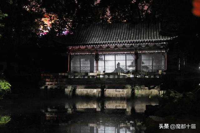百年豫园“夜游+文创”组合拳 激活文化地标新模式