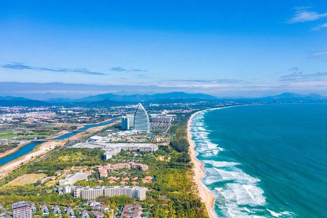 别再挤三亚了！看完这条宝藏环岛线，让你刷新认知重新认识海南