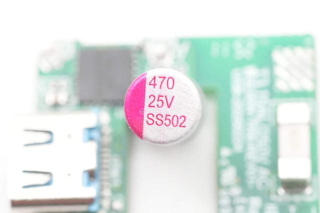 迷你级别的小巧精致，安克新款Nano 30W氮化镓充电器拆解