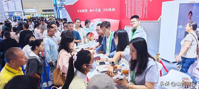 太原文博会文创“出圈”现场！拍到手机没电，每样都想带回家！