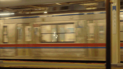 下一站是嘉禾望岗，请各位乘客做好哭泣准备