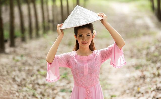 中国游客到越南游玩，越南人疑问：为啥中国人是这样的？