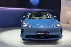 售23.99-27.79万，能不能翻身？新款智己LS6续航增加，配置升级图片