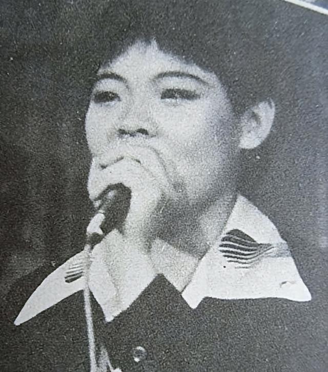 春晚爆红后，她洗完澡从23楼一跃而下，临终时最后喊了声“妈妈”