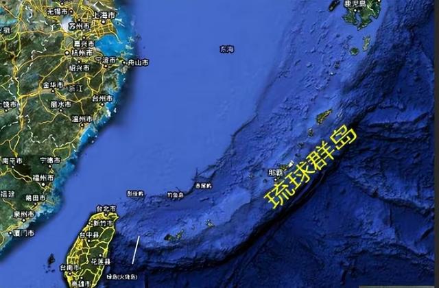 高市硬刚到底，要将中国高官驱逐出境？中方以牙还牙，日本破防了