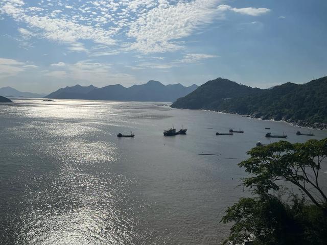 退休夫妻自驾霞浦之小皓沙滩、三沙光影、花竹村、东壁村看晚霞