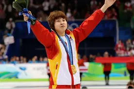 18年后再看王濛：才明白她“嚣张霸气”背后，付出了什么样的代价图片