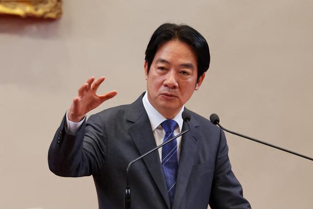 被大陆警告后，赖清德改口称洪秀柱无罪，对没去北京的马英九下手