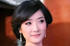 歌手杨魏玲花图片