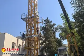 新疆试点首个塔吊安装和拆卸过程可视化监督项目图片