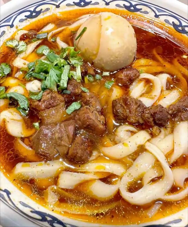 感知向心龙华：千年风情、百年风骨和十年风华