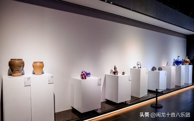 陈进林董事长出席中国花釉陶瓷艺术作品巡展北京站开幕式并致辞