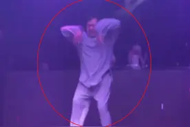 马保国深圳酒吧表演闪电五连鞭，知情人透露出场费，笑死在评论区图片