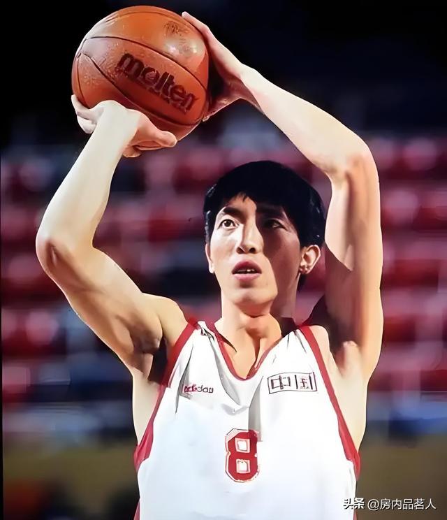 你心中的中国男篮历史前十是谁？deepseek这样排的，你绝对想不到