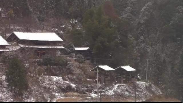 山居这些年,探访过无数苗族村寨,除了羡慕还是羡慕