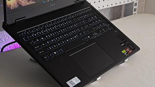 R9 8945HX同阶无敌 暗影精灵11锐龙版评测 更强大的RTX5060游戏本