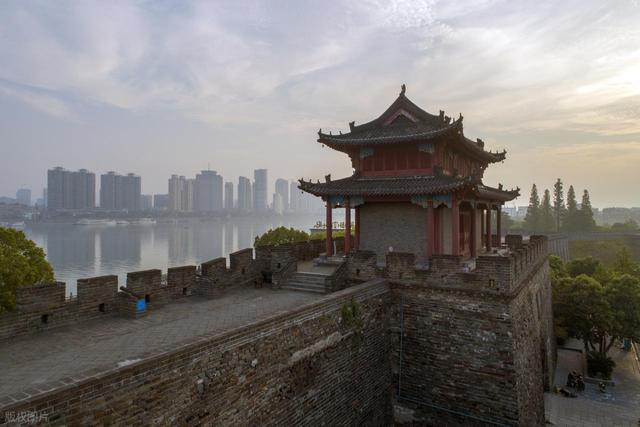 去过的人都说走早了！这6座高铁直达的小城，才是清明踏青天花板