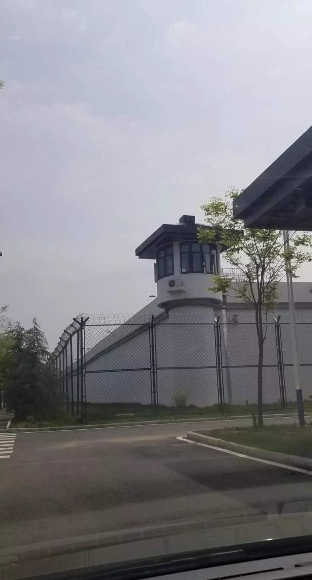 大西安监狱，西北最大的监狱城，建筑50万平投资近30亿，环境优美
