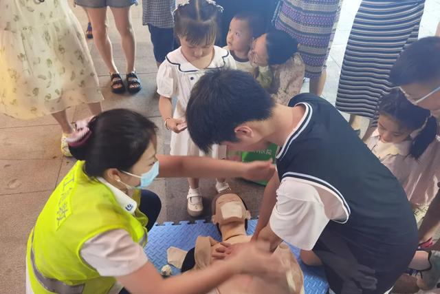 全国科普月丨科普夜市燃爆嵊州！这里的科普月主场活动解锁科学新体验
