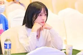 30岁时破格晋升教授，31岁的朱祺琪，又有新身份！图片